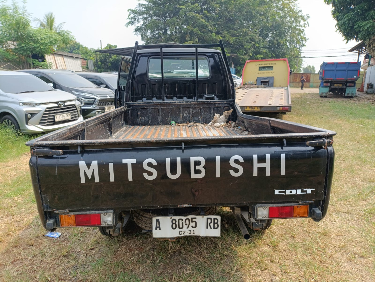MITSUBISHI  L 300 L300 PU FB-R (4X2)