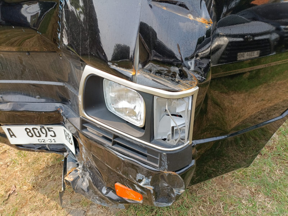 MITSUBISHI  L 300 L300 PU FB-R (4X2)