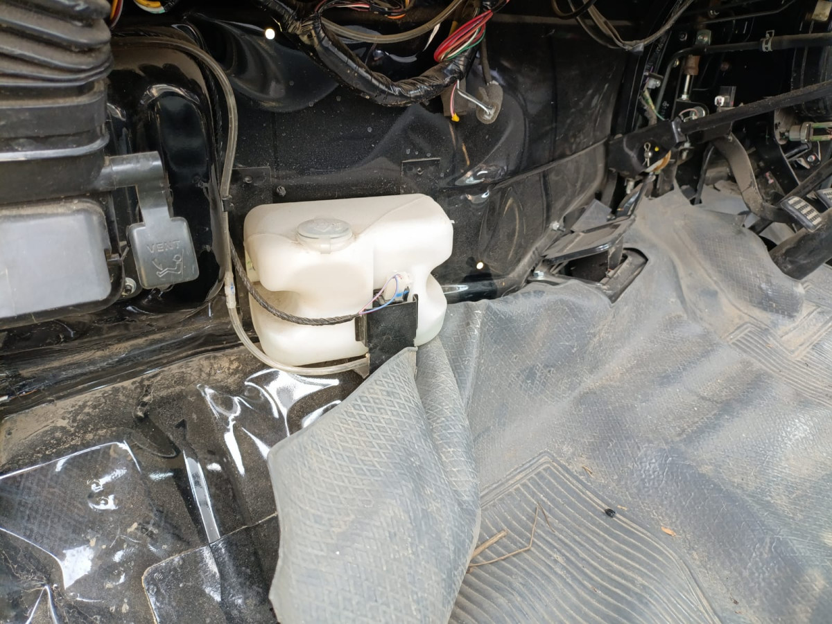 MITSUBISHI  L 300 L300 PU FB-R (4X2)