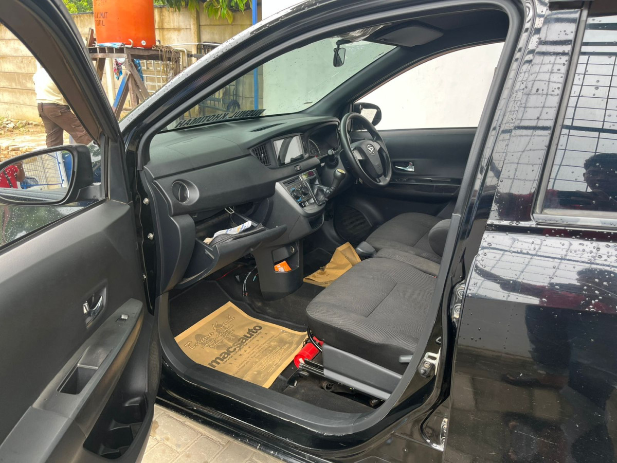 DAIHATSU SIGRA  R