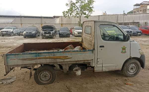 DAIHATSU GRAN MAX
