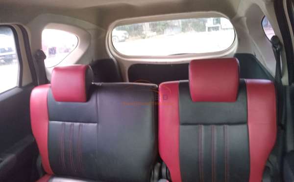 DAIHATSU  SIGRA  R