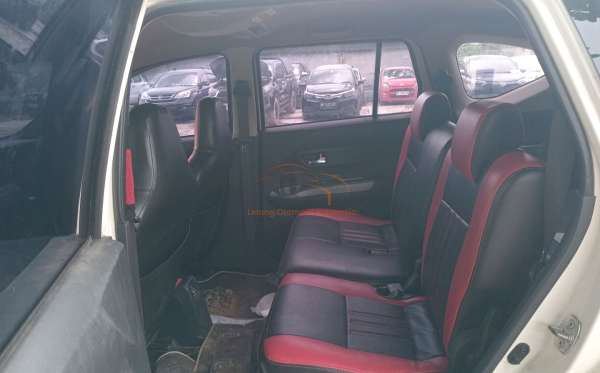 DAIHATSU  SIGRA  R