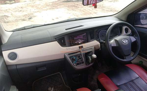 DAIHATSU  SIGRA  R