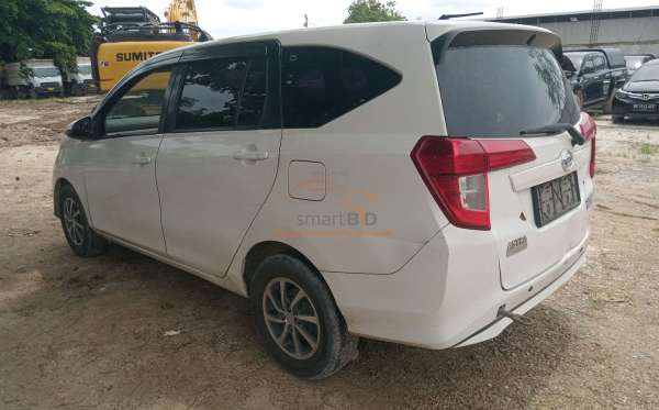 DAIHATSU  SIGRA  R