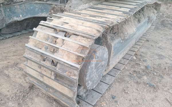 DEVELON  EXCAVATOR  DX 300 LCA