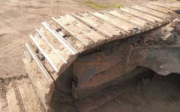 DEVELON  EXCAVATOR  DX 300 LCA