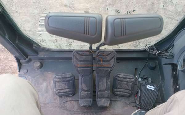 DEVELON  EXCAVATOR  DX 300 LCA