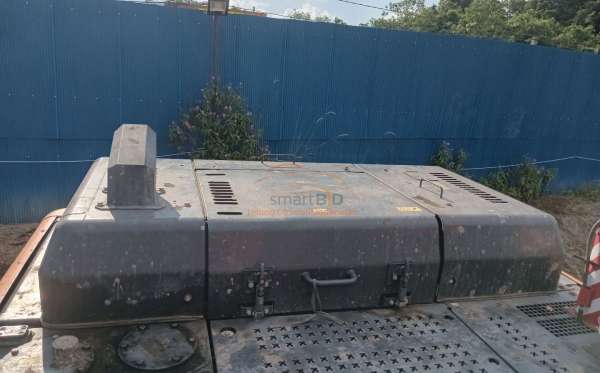DEVELON  EXCAVATOR  DX 300 LCA