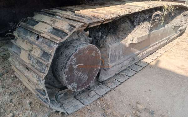 DEVELON  EXCAVATOR  DX 300 LCA