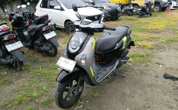 HONDA  SCOOPY