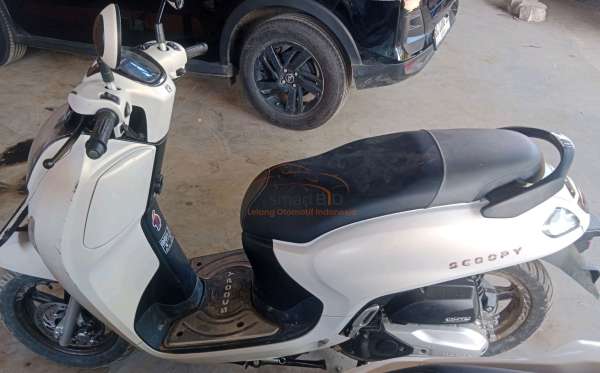HONDA SCOOPY PRESTIGE