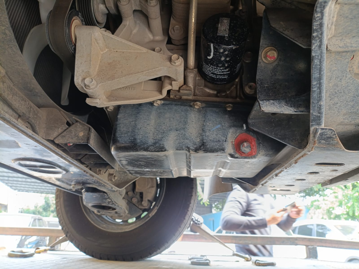 MITSUBISHI  L 300 L300 PU FB-R (4X2)