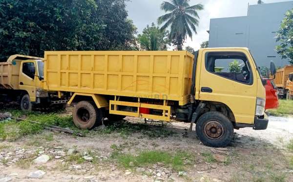 MITSUBISHI CANTER FE 75