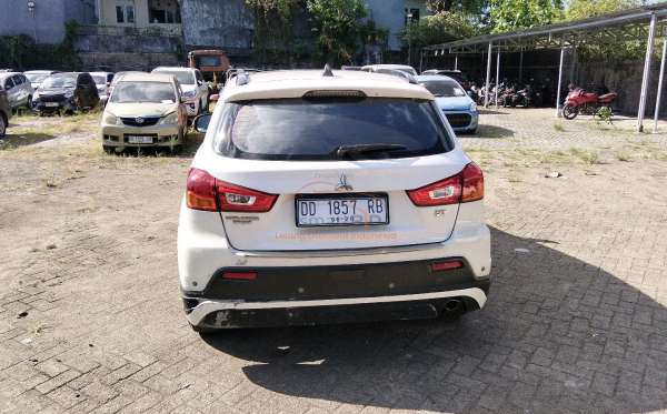MITSUBISHI OUTLANDER SPORT