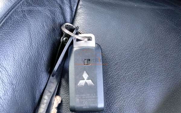 MITSUBISHI OUTLANDER SPORT