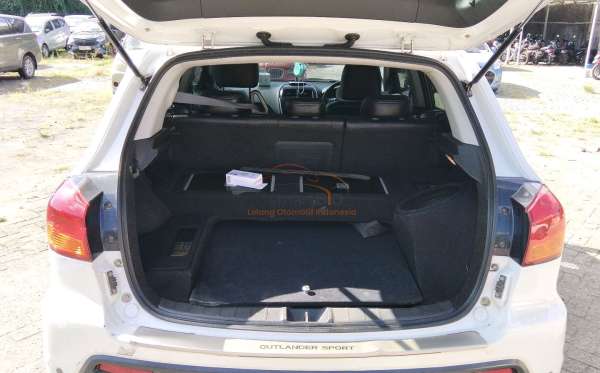 MITSUBISHI OUTLANDER SPORT