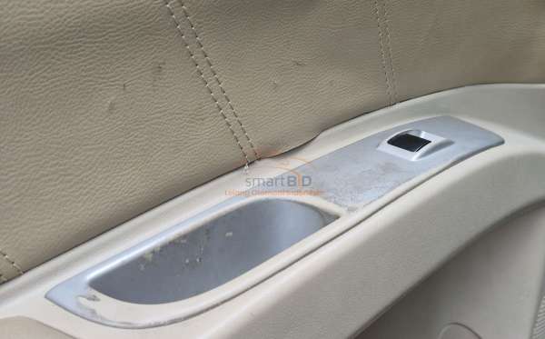 MITSUBISHI PAJERO SPORT 2.5L EXCEED (4X2)