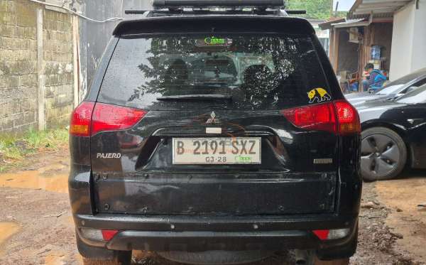 MITSUBISHI PAJERO SPORT 2.5L EXCEED (4X2)