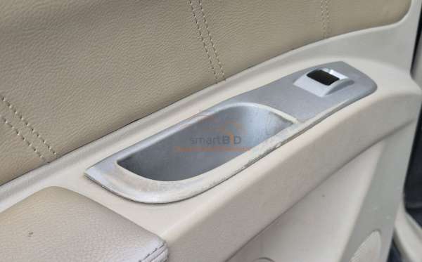 MITSUBISHI PAJERO SPORT 2.5L EXCEED (4X2)