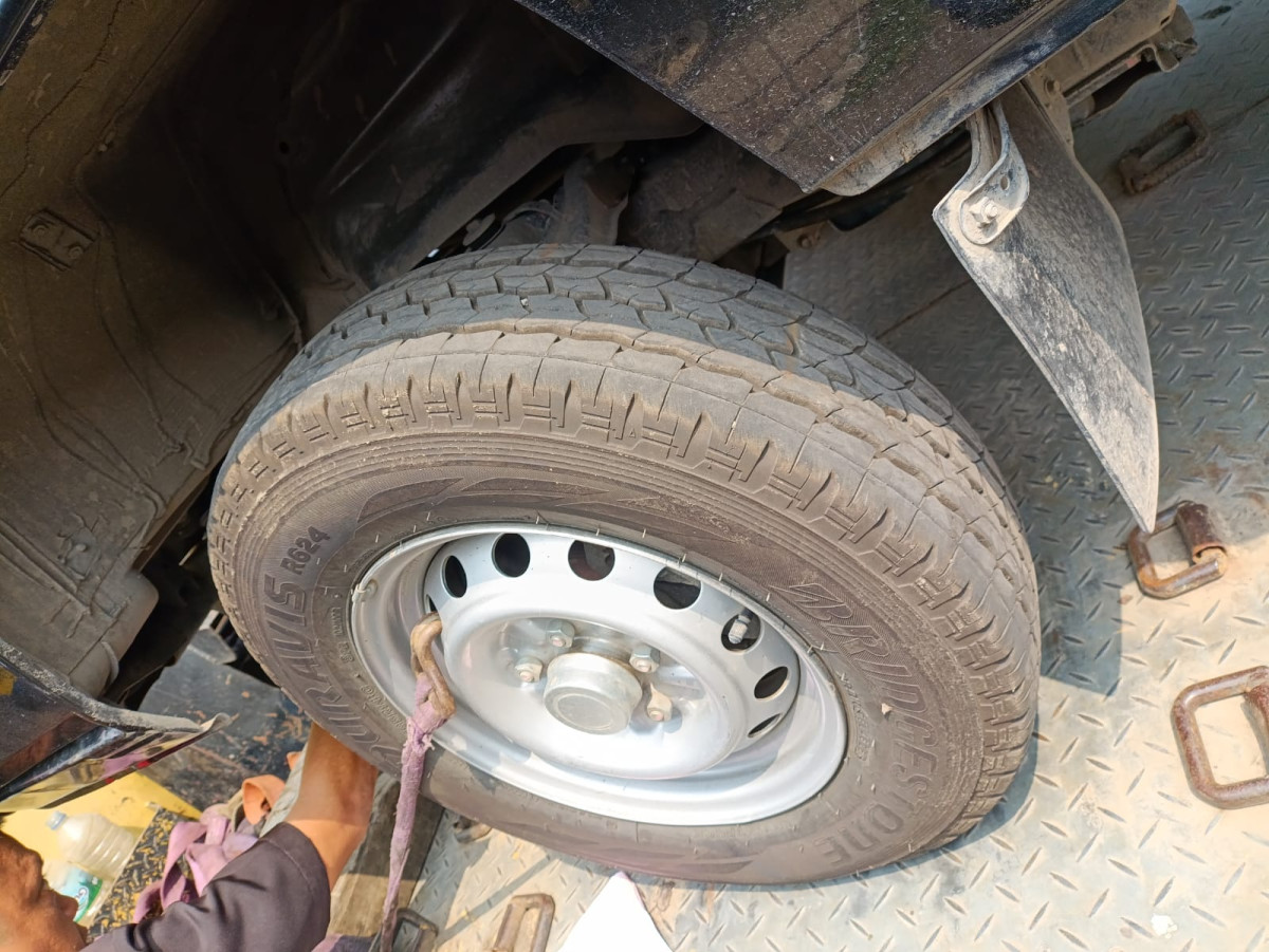 MITSUBISHI  L 300 L300 PU FB-R (4X2)