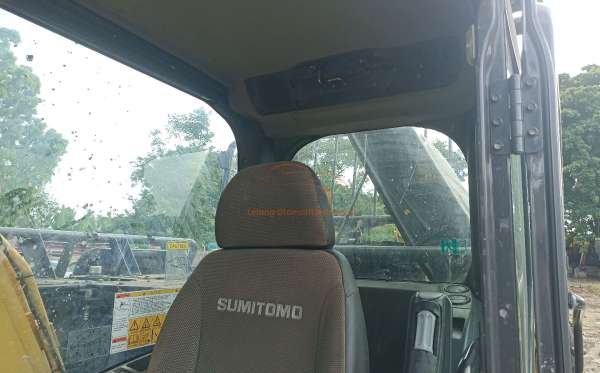 SUMITOMO EXCAVATOR SH130LF-6