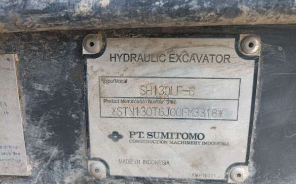 SUMITOMO EXCAVATOR SH130LF-6
