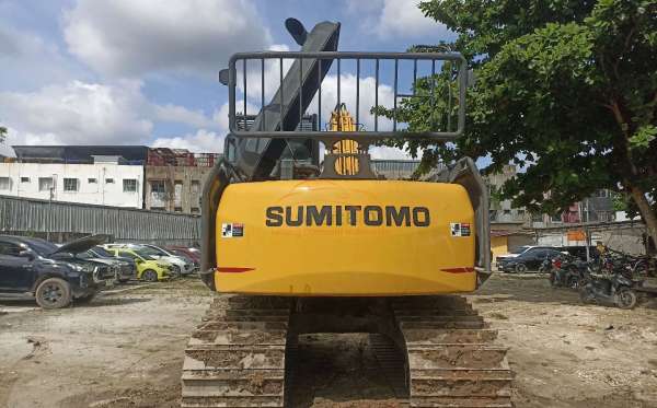 SUMITOMO EXCAVATOR SH130LF-6