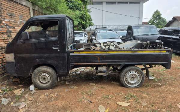 SUZUKI  CARRY  PU