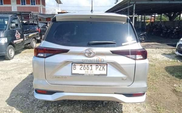 TOYOTA  AVANZA  1.3 E
