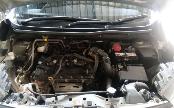 TOYOTA  AVANZA  1.3 E
