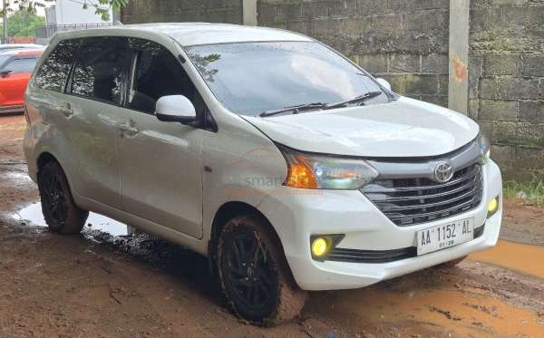 TOYOTA AVANZA E