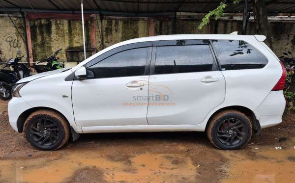 TOYOTA AVANZA E