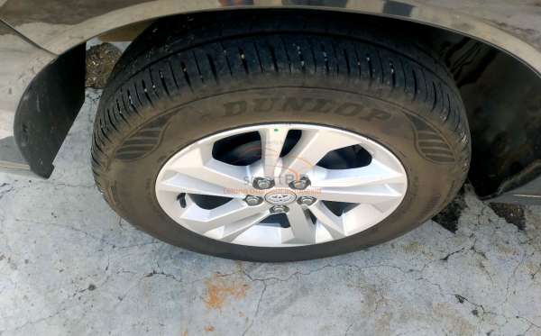 TOYOTA AVANZA 1.3 E