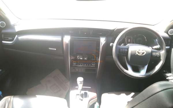 TOYOTA  FORTUNER  2.4 VRZ
