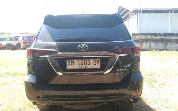 TOYOTA  FORTUNER  2.4 VRZ