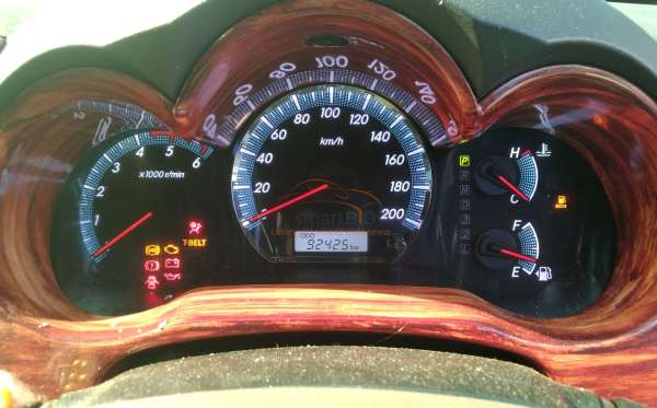 TOYOTA FORTUNER 2.5G AT