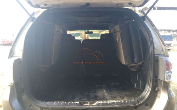 TOYOTA FORTUNER 2.5G AT