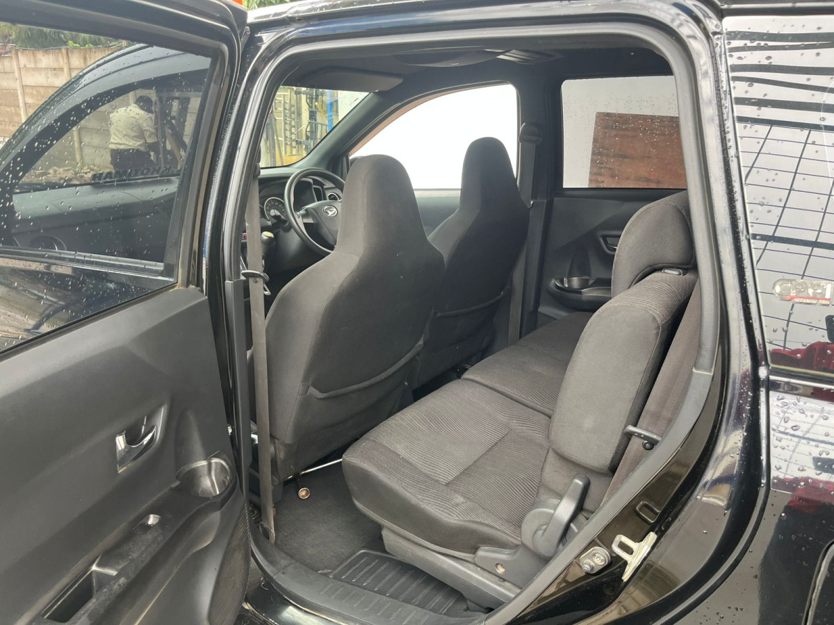 DAIHATSU SIGRA  R