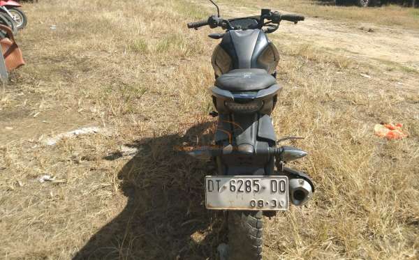 YAMAHA  VIXION