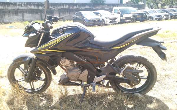 YAMAHA  VIXION