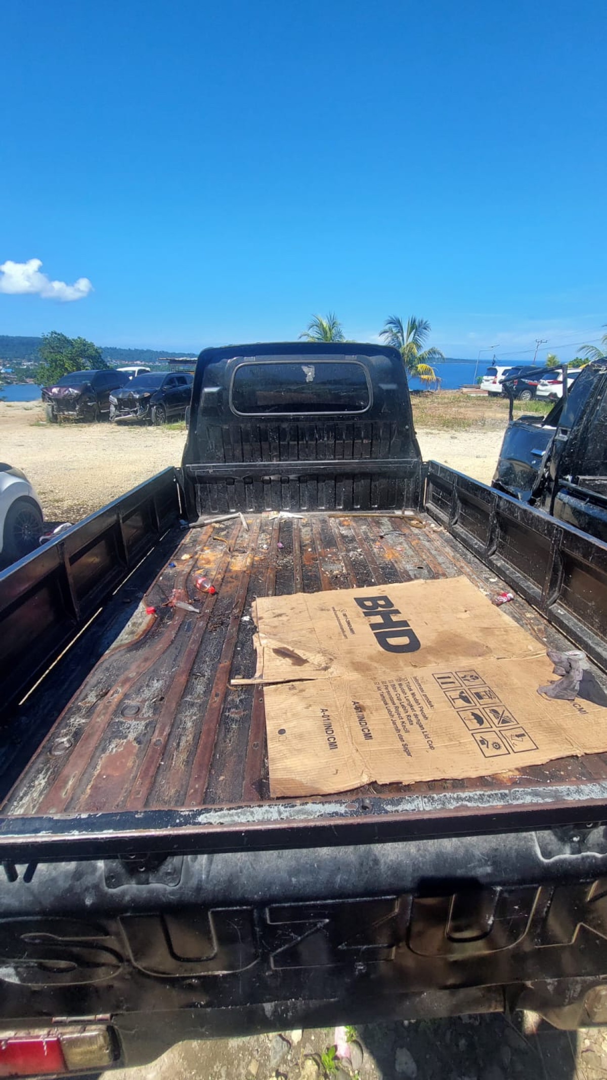 SUZUKI  MEGA CARRY  PU