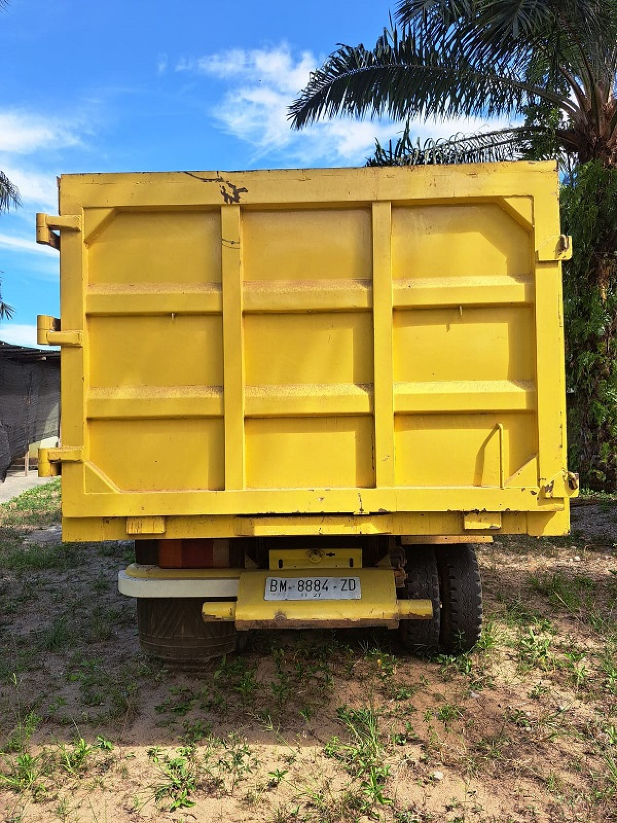 MITSUBISHI  FE  84 GS