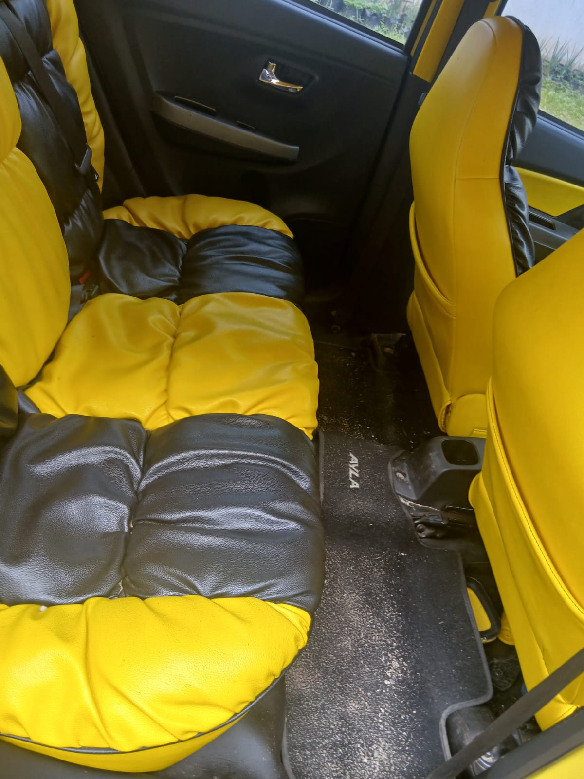 DAIHATSU  AYLA  1.2X