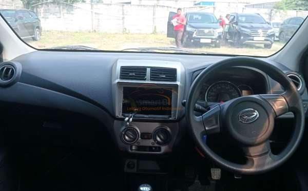 DAIHATSU AYLA 1.0 X