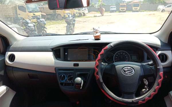 DAIHATSU SIGRA M