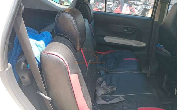 DAIHATSU SIGRA M