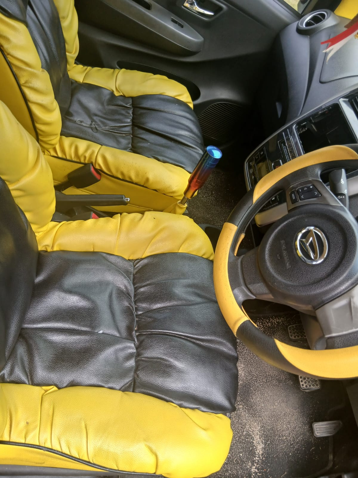 DAIHATSU  AYLA  1.2X