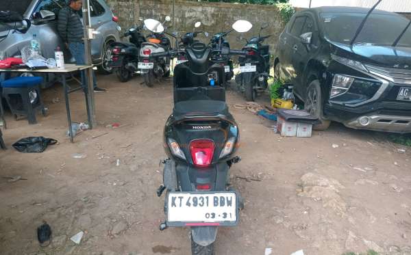 HONDA GENIO CBS