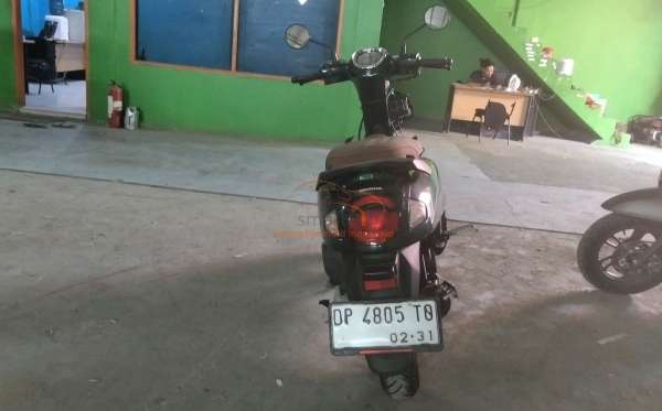 HONDA SCOOPY PRESTIGE